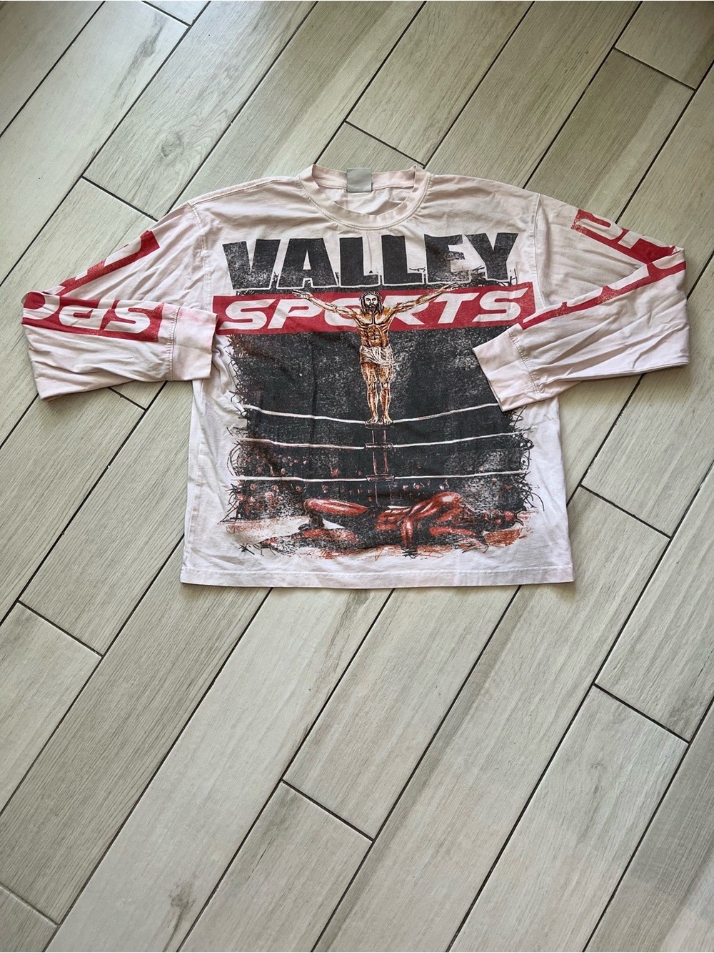 Authentic Vale Forever Jesus Hardy Long-Sleeve Pink Size Medium